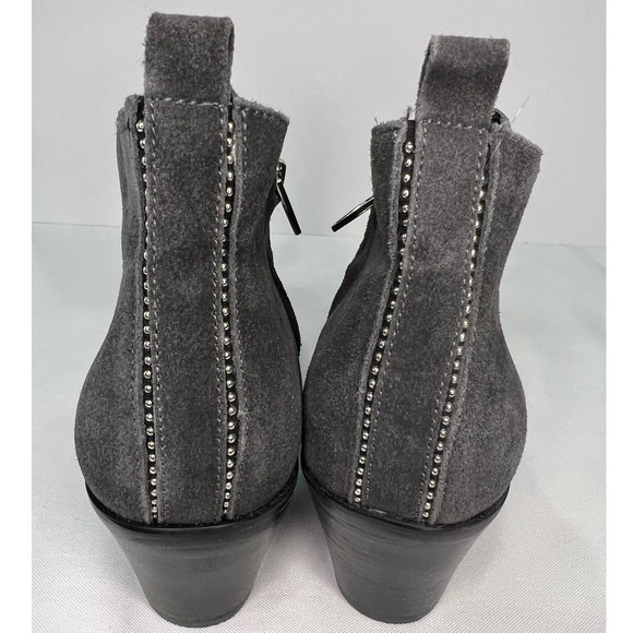 NWOT Dolce Vita Gray Suede Leather Ankle Boot w Silver Accents Size 9.5 - Picture 1 of 11